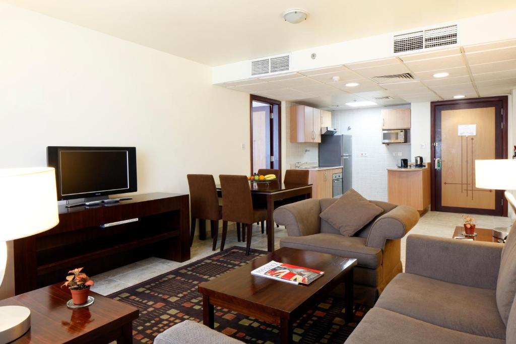 Avari Hotel Apartments - Al Barsha Дубай Номер фото