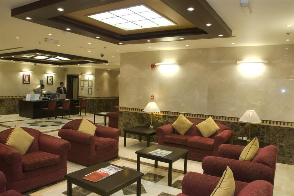 Avari Hotel Apartments - Al Barsha Дубай Интерьер фото