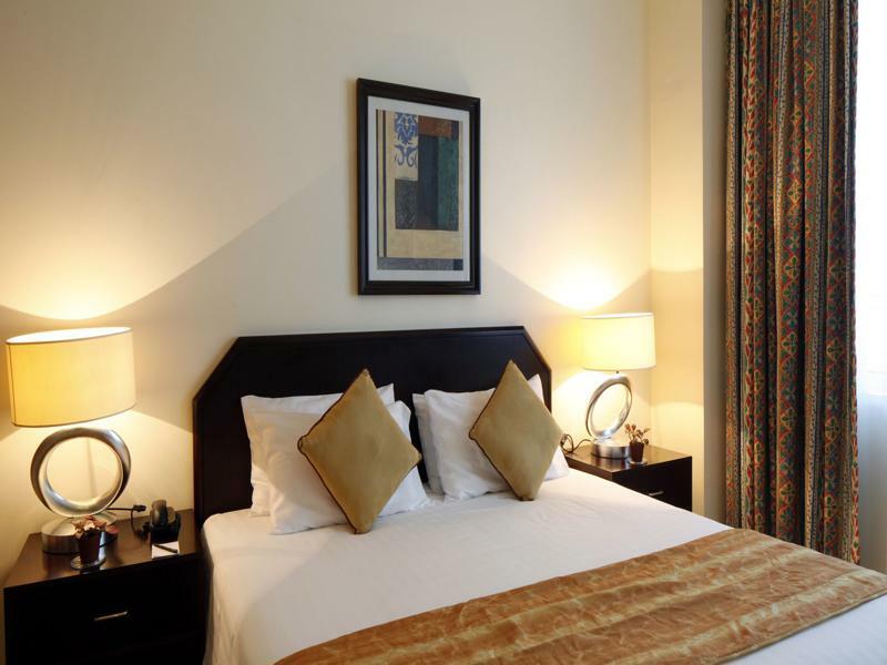 Avari Hotel Apartments - Al Barsha Дубай Экстерьер фото