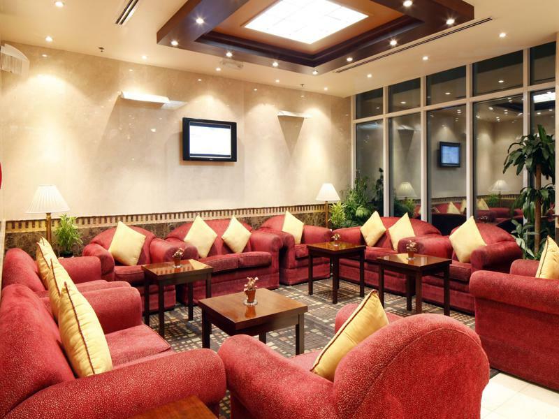 Avari Hotel Apartments - Al Barsha Дубай Экстерьер фото